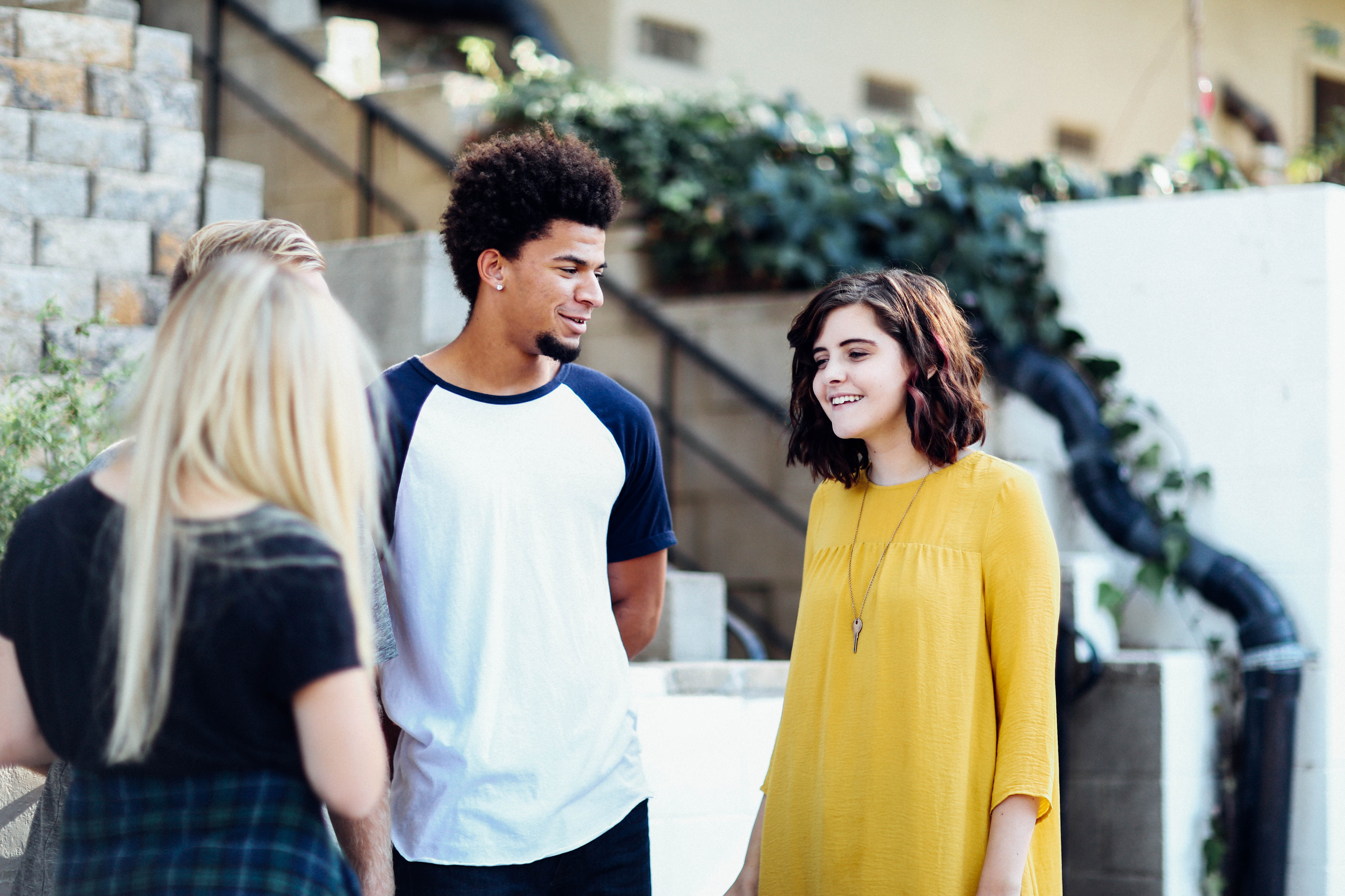 10 Cualidades de Personas con Alta Inteligencia Emocional